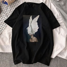 Surreal Feather Artwork T-shirt / L